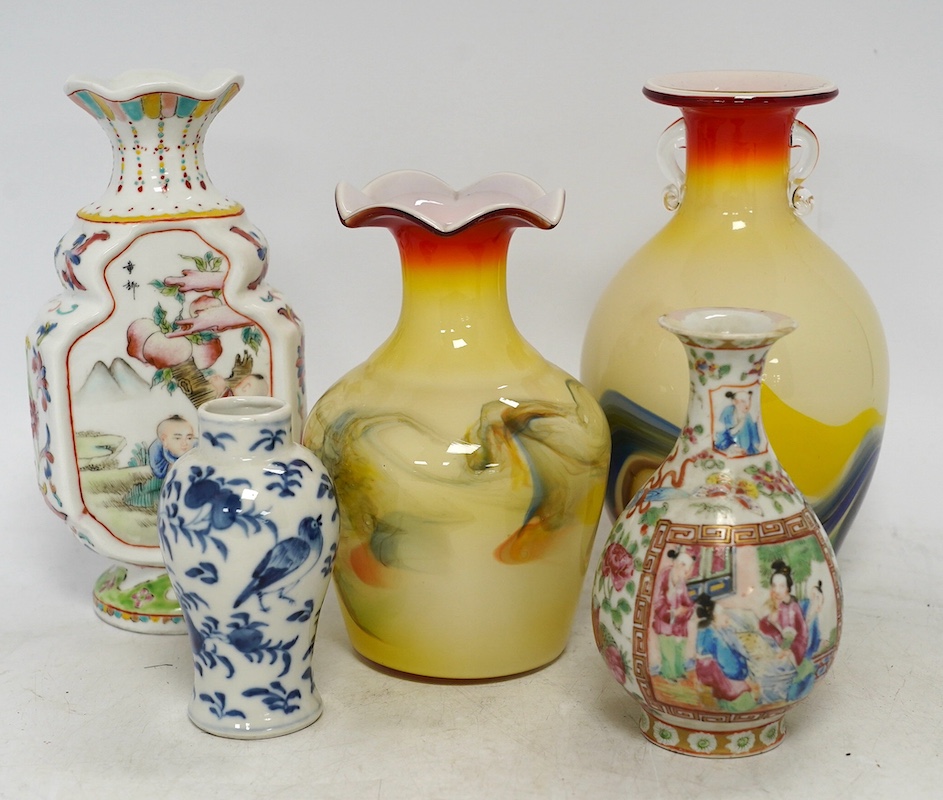 Two Dalian glass vases and three Chinese porcelain vases, 19th/20th century, tallest 19.5cm. Condition - fair